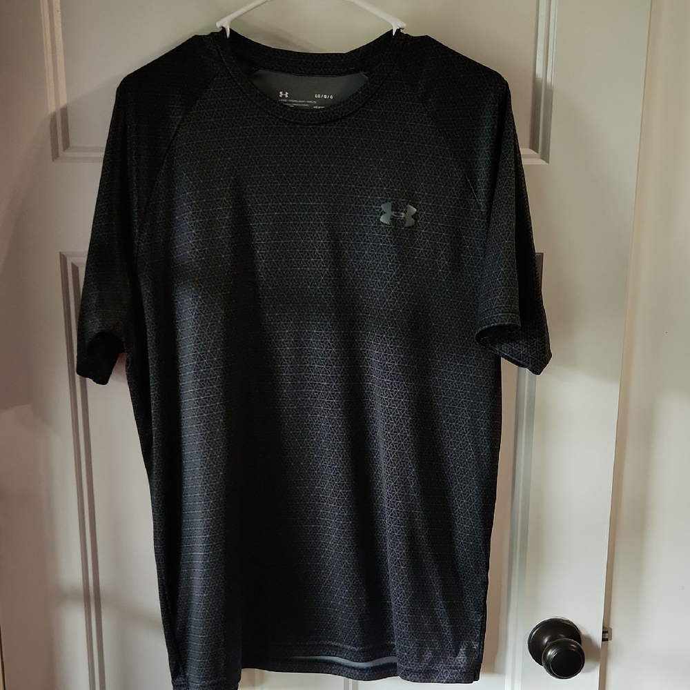 Under Armour Men's Dark Gray Short Sleeve Tee